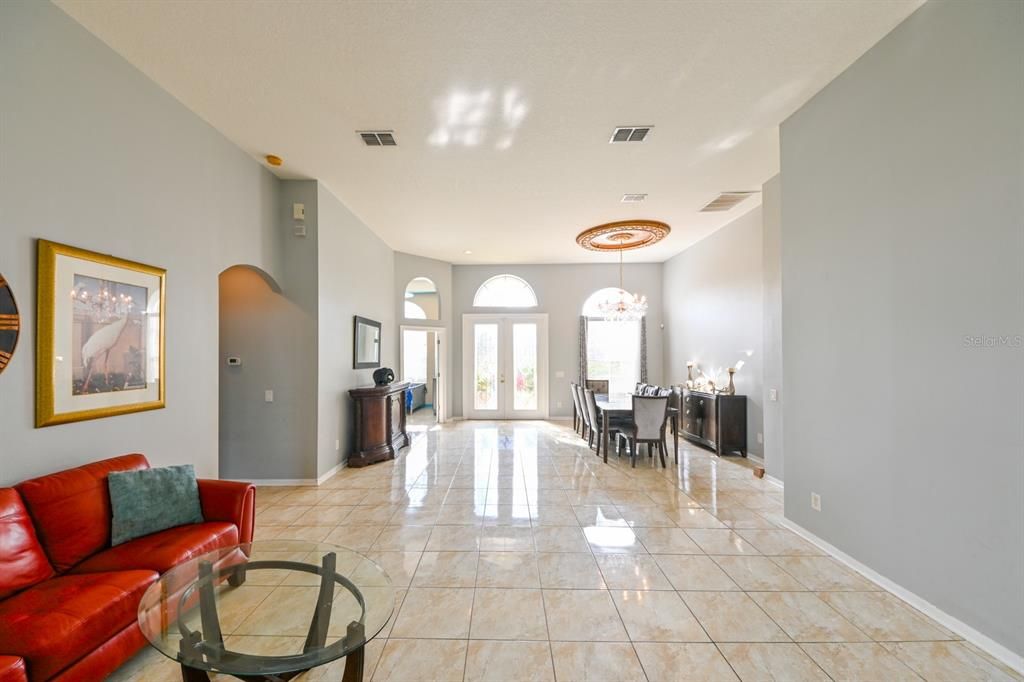 For Sale: $665,000 (5 beds, 4 baths, 3417 Square Feet)