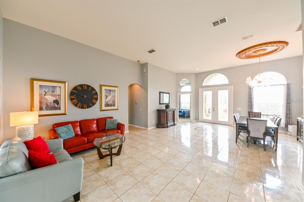 For Sale: $665,000 (5 beds, 4 baths, 3417 Square Feet)