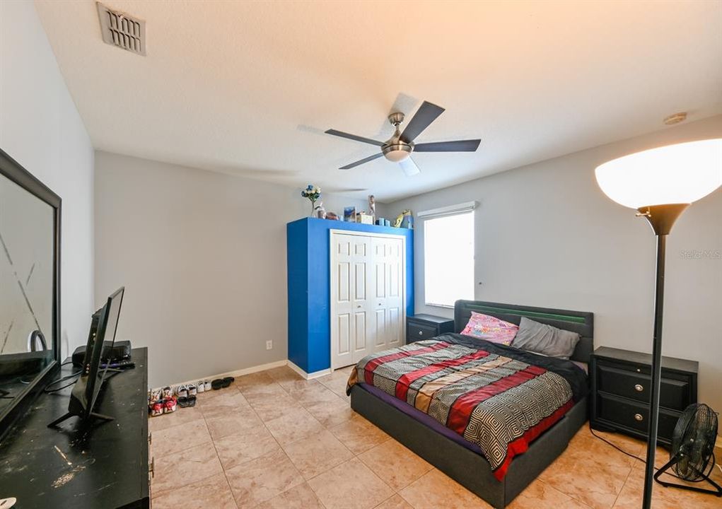 For Sale: $665,000 (5 beds, 4 baths, 3417 Square Feet)