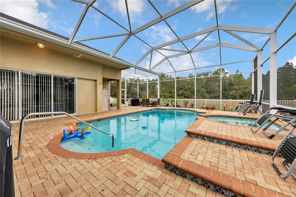 For Sale: $665,000 (5 beds, 4 baths, 3417 Square Feet)