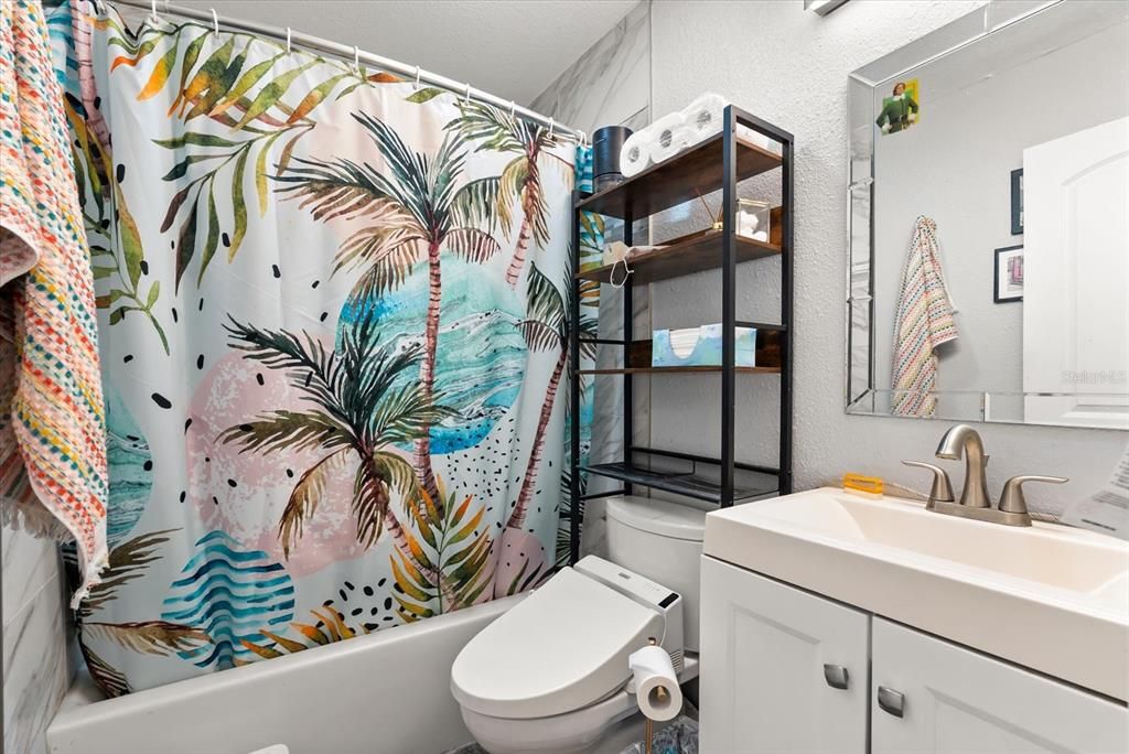 На продажу: $275,000 (4 спален, 2 ванн, 1218 Квадратных фут)