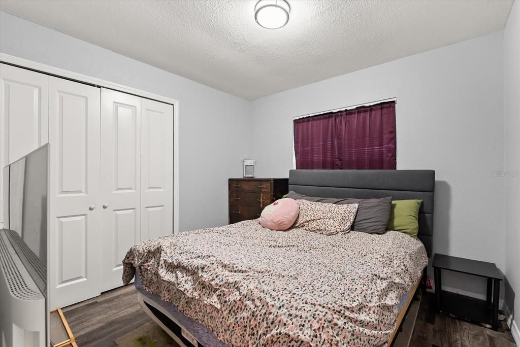 На продажу: $275,000 (4 спален, 2 ванн, 1218 Квадратных фут)