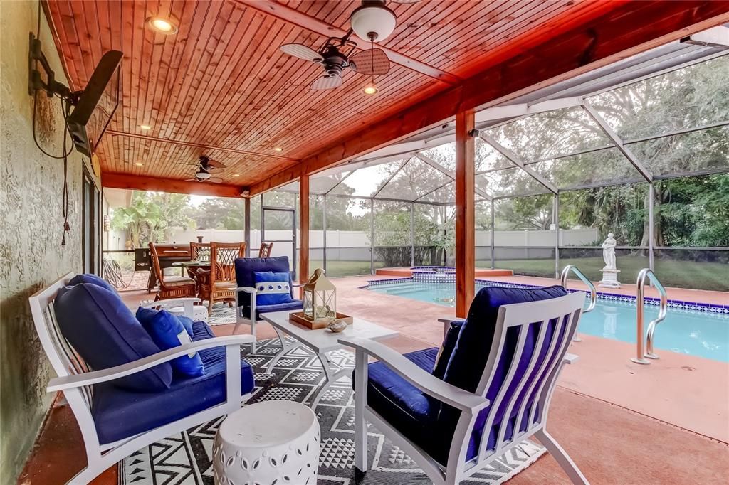 En Venta: $615,000 (3 camas, 2 baños, 1796 Pies cuadrados)