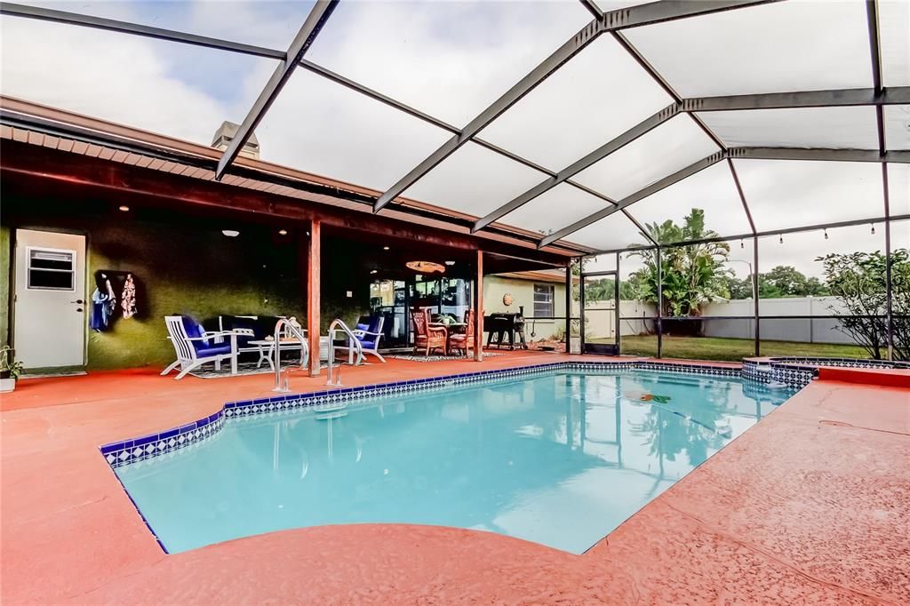 En Venta: $615,000 (3 camas, 2 baños, 1796 Pies cuadrados)