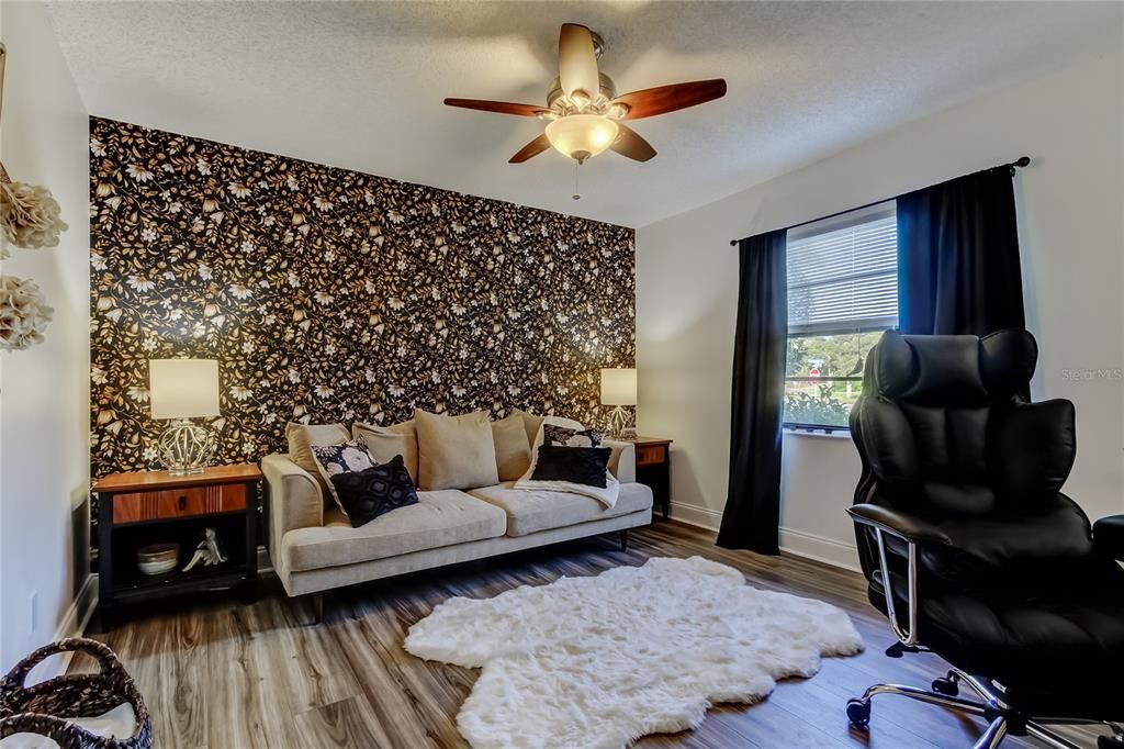 En Venta: $615,000 (3 camas, 2 baños, 1796 Pies cuadrados)