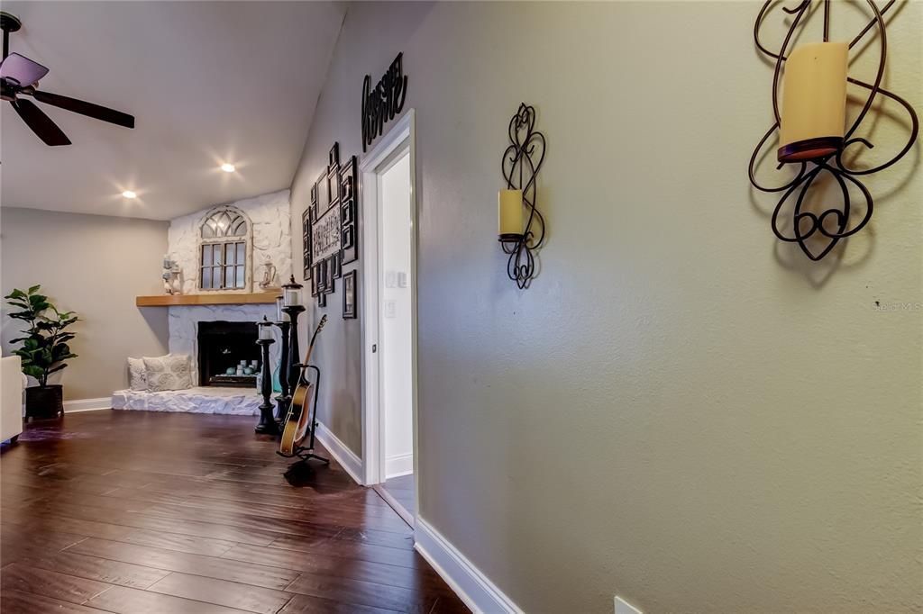 En Venta: $615,000 (3 camas, 2 baños, 1796 Pies cuadrados)