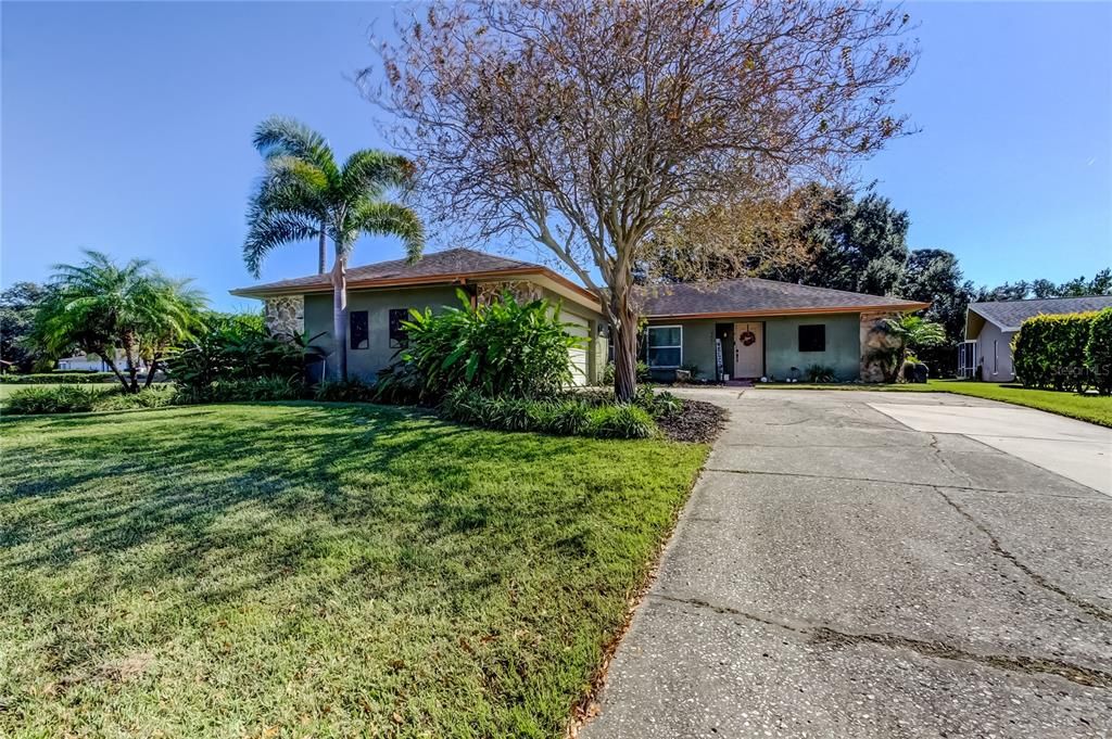 En Venta: $615,000 (3 camas, 2 baños, 1796 Pies cuadrados)