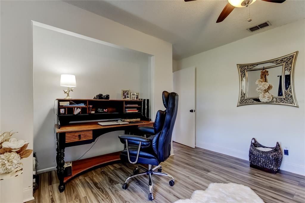 En Venta: $615,000 (3 camas, 2 baños, 1796 Pies cuadrados)