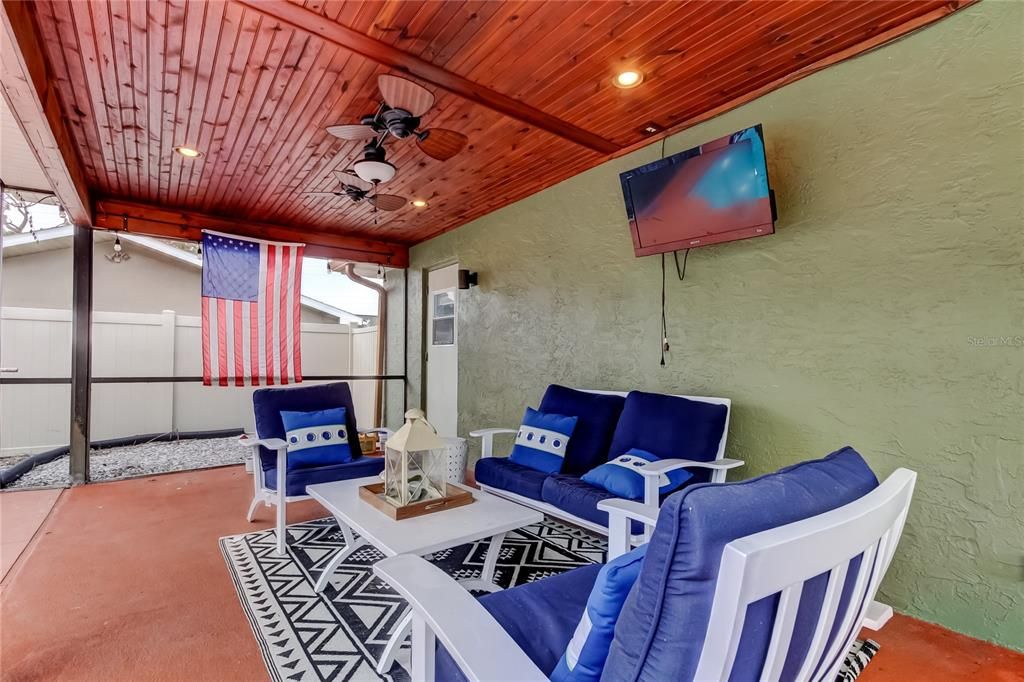 En Venta: $615,000 (3 camas, 2 baños, 1796 Pies cuadrados)