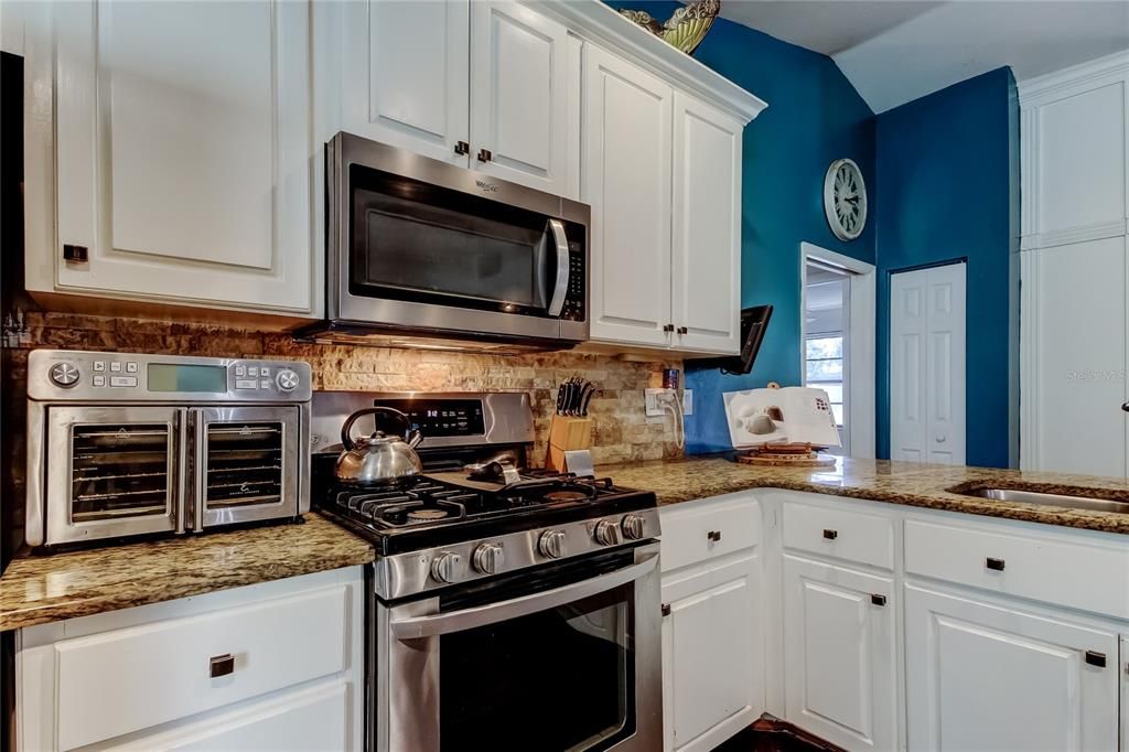 En Venta: $615,000 (3 camas, 2 baños, 1796 Pies cuadrados)