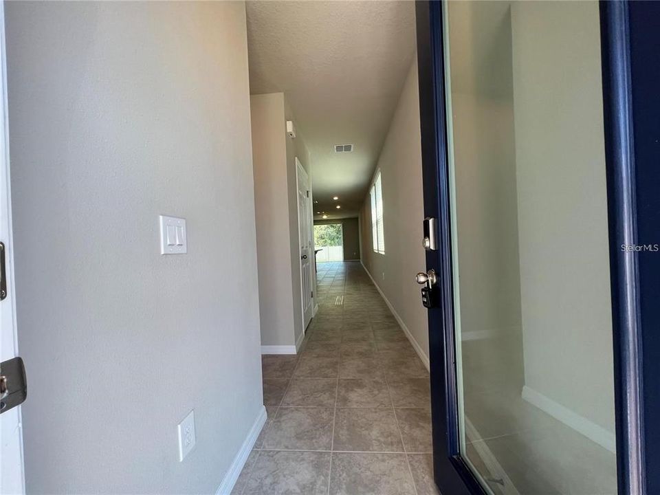 For Rent: $1,850 (3 beds, 2 baths, 1464 Square Feet)