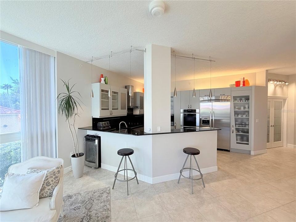 For Sale: $875,000 (3 beds, 2 baths, 2151 Square Feet)