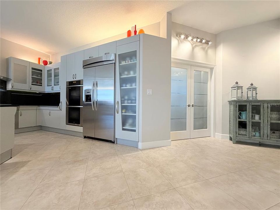 For Sale: $875,000 (3 beds, 2 baths, 2151 Square Feet)