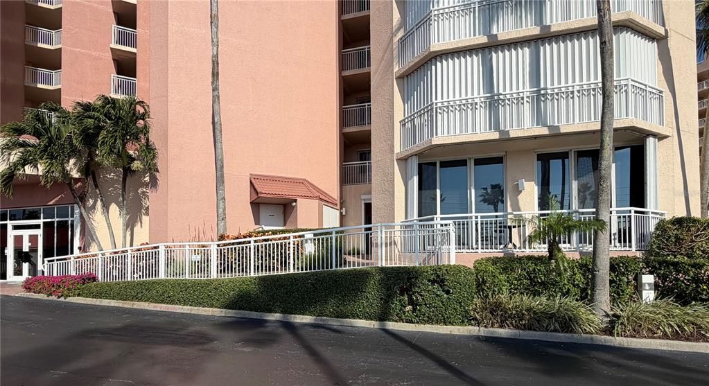 For Sale: $875,000 (3 beds, 2 baths, 2151 Square Feet)