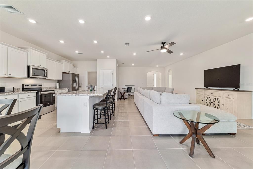 For Rent: $4,500 (3 beds, 2 baths, 1857 Square Feet)