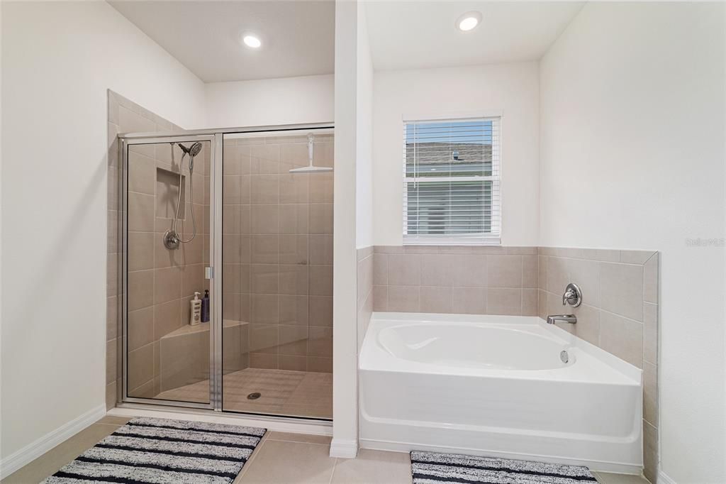 For Rent: $4,500 (3 beds, 2 baths, 1857 Square Feet)