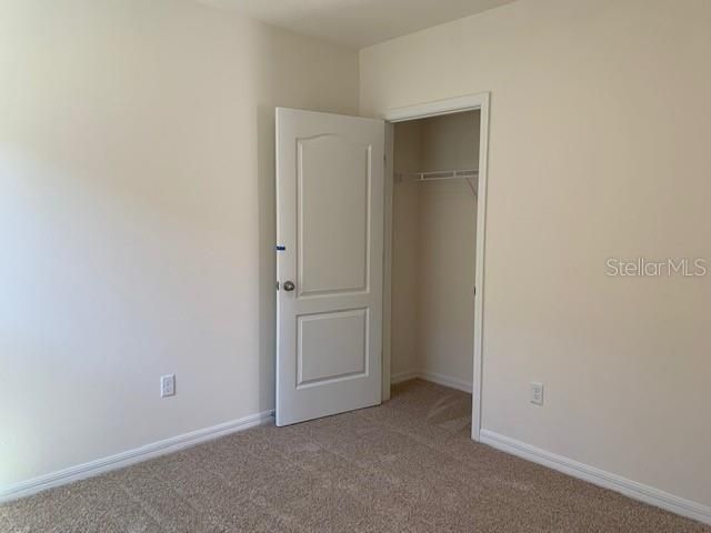 出租: $2,100 (4 贝兹, 2 浴室, 1867 平方英尺)