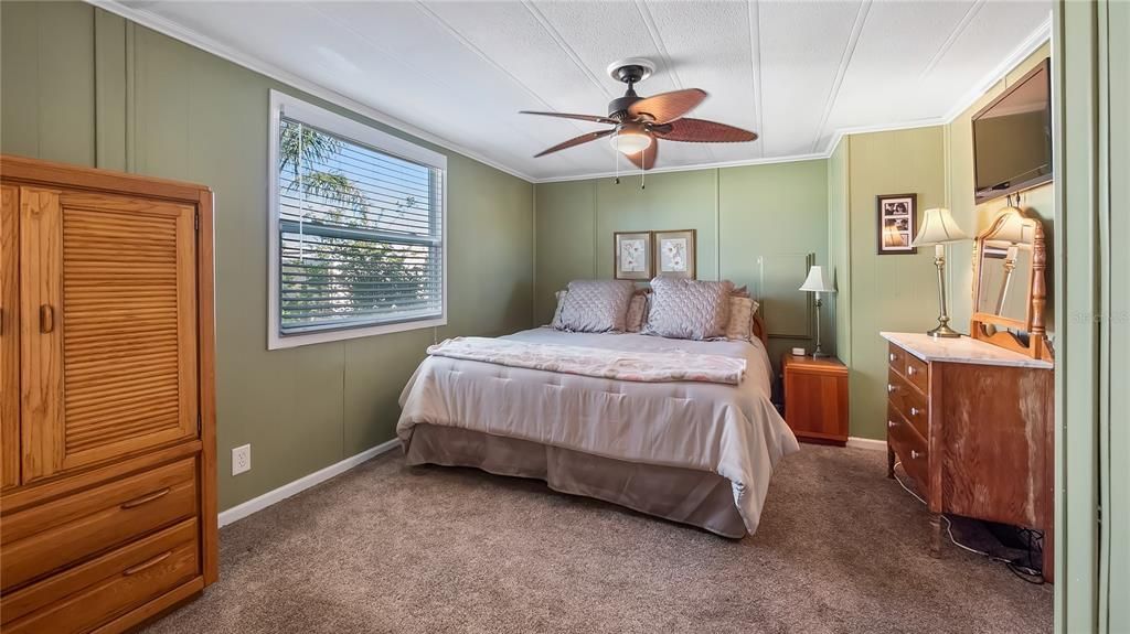 На продажу: $140,000 (2 спален, 2 ванн, 864 Квадратных фут)