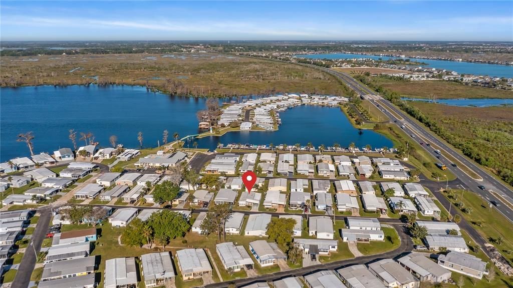 На продажу: $140,000 (2 спален, 2 ванн, 864 Квадратных фут)