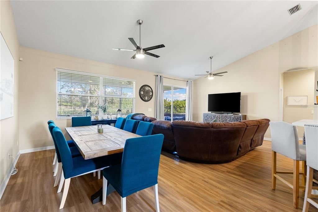 For Sale: $365,000 (3 beds, 2 baths, 1766 Square Feet)