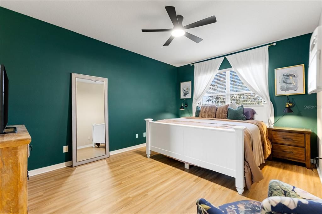 For Sale: $365,000 (3 beds, 2 baths, 1766 Square Feet)