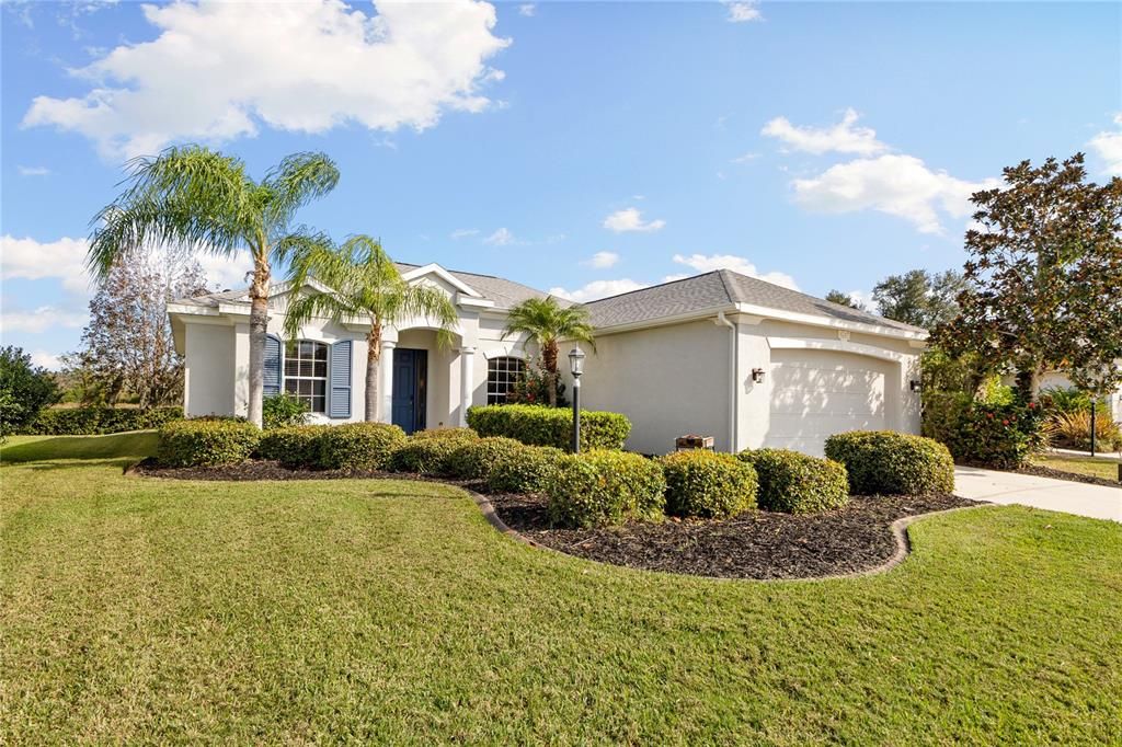 For Sale: $365,000 (3 beds, 2 baths, 1766 Square Feet)