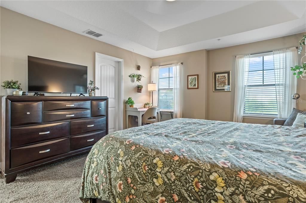 For Sale: $399,000 (3 beds, 2 baths, 2288 Square Feet)