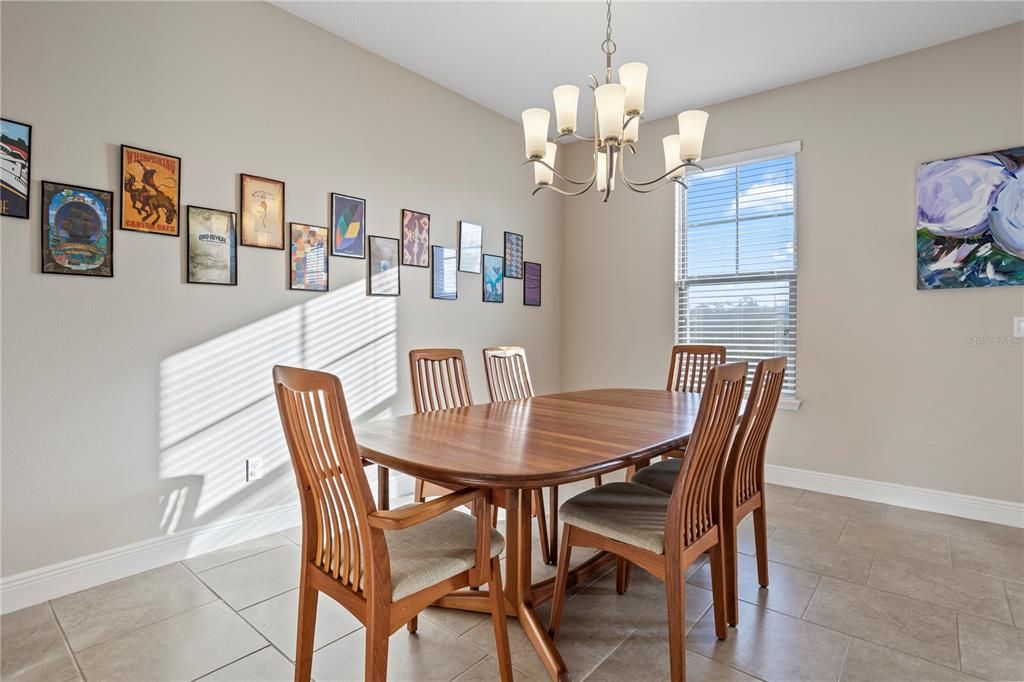 For Sale: $399,000 (3 beds, 2 baths, 2288 Square Feet)