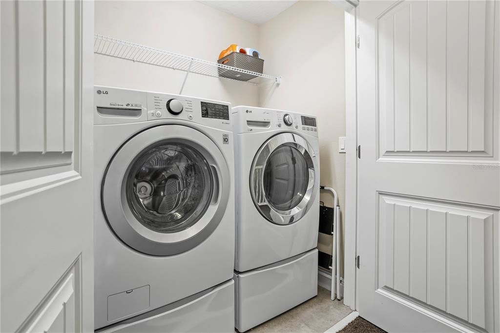 For Sale: $399,000 (3 beds, 2 baths, 2288 Square Feet)