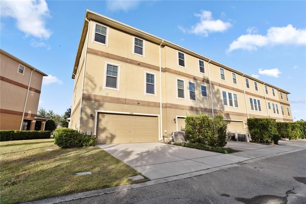 For Sale: $399,000 (3 beds, 2 baths, 2288 Square Feet)