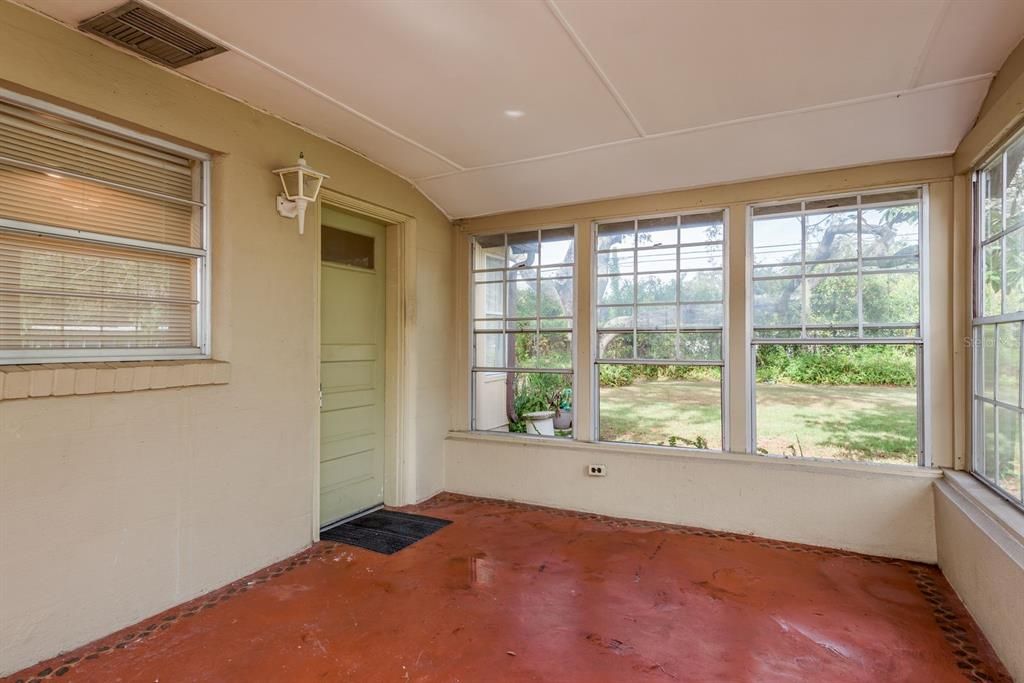 待售: $365,000 (3 贝兹, 3 浴室, 1954 平方英尺)