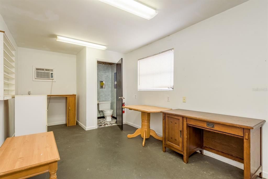 待售: $365,000 (3 贝兹, 3 浴室, 1954 平方英尺)