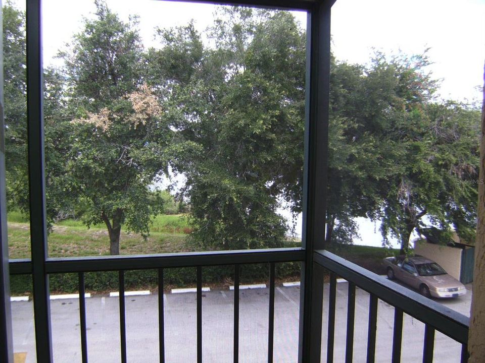 For Rent: $1,095 (1 beds, 1 baths, 496 Square Feet)