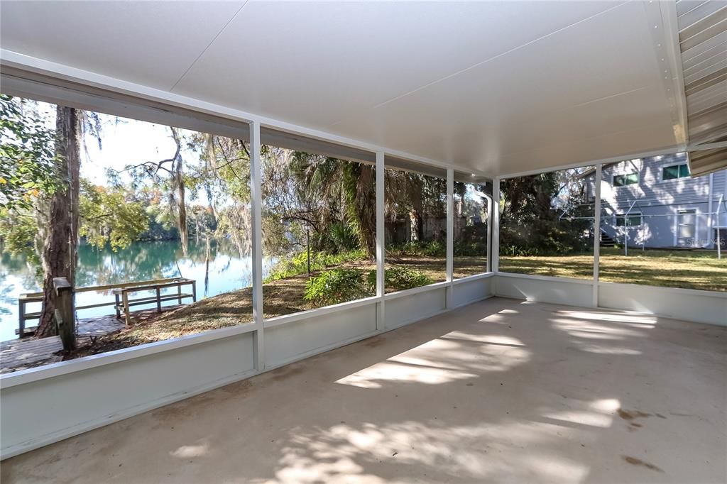 For Rent: $2,700 (3 beds, 2 baths, 1427 Square Feet)