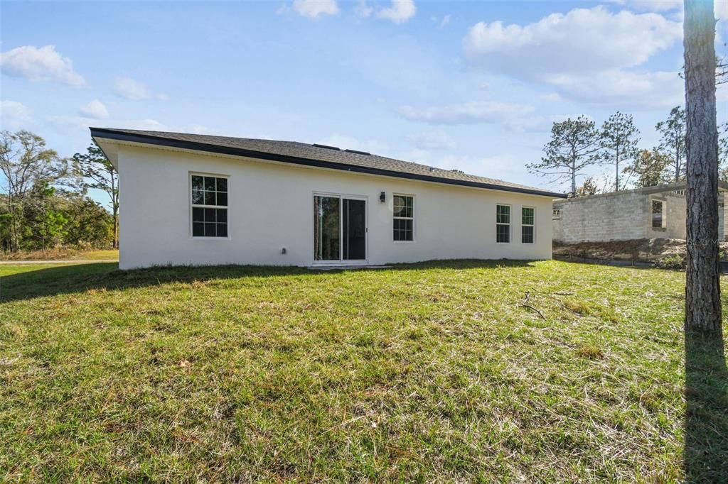 На продажу: $274,900 (4 спален, 2 ванн, 1774 Квадратных фут)