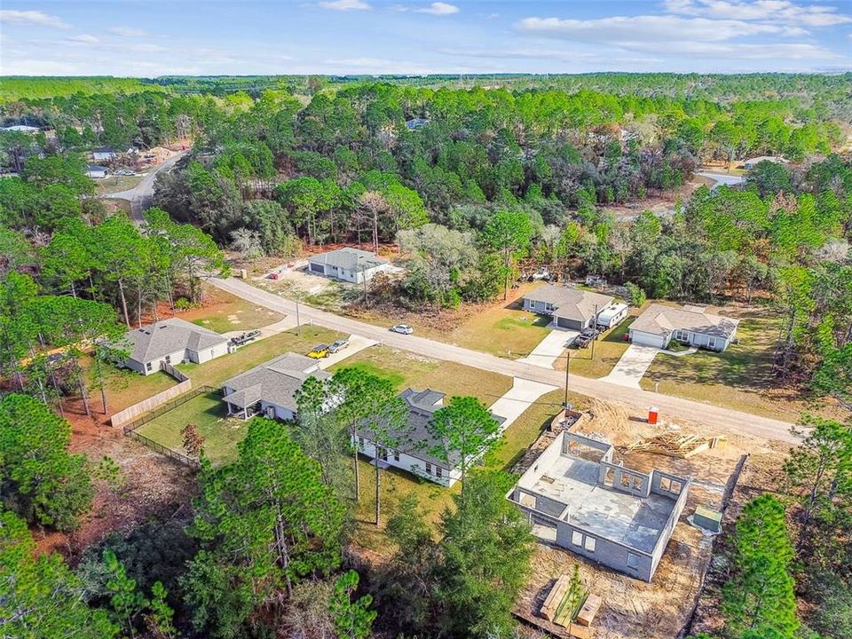 На продажу: $274,900 (4 спален, 2 ванн, 1774 Квадратных фут)