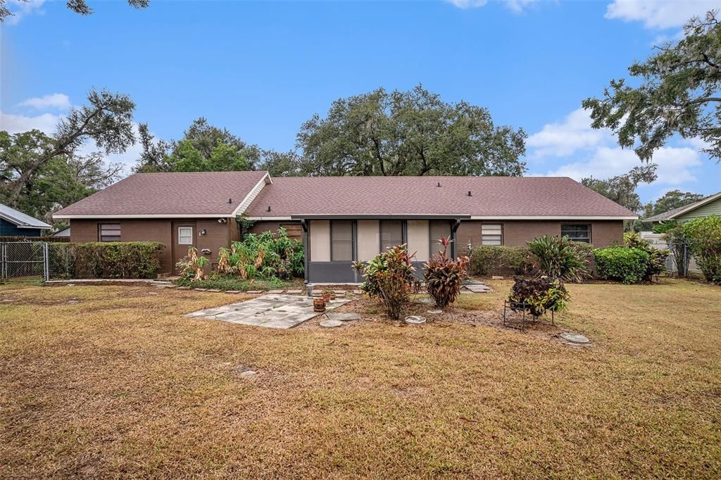 En Venta: $395,000 (3 camas, 2 baños, 1658 Pies cuadrados)