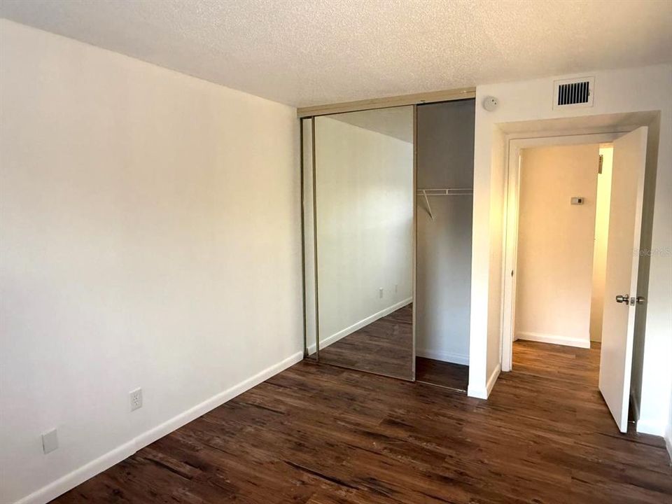 For Sale: $255,000 (3 beds, 2 baths, 1648 Square Feet)