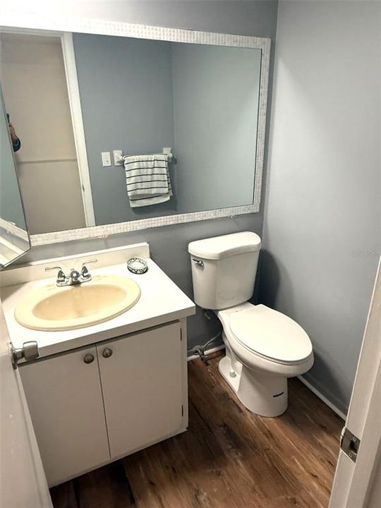 For Sale: $255,000 (3 beds, 2 baths, 1648 Square Feet)