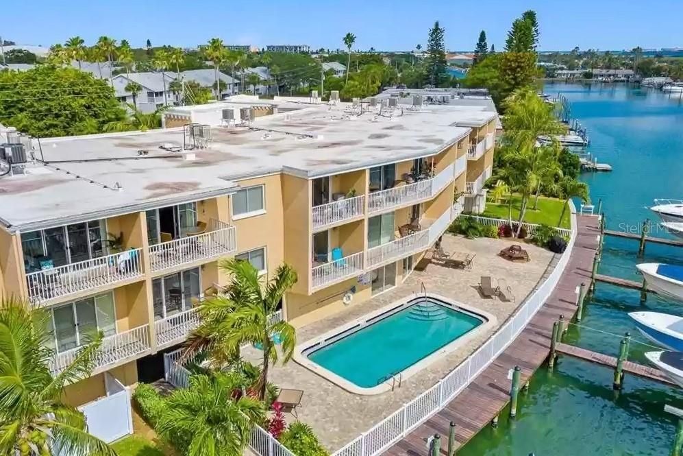 待售: $580,000 (2 贝兹, 2 浴室, 1080 平方英尺)