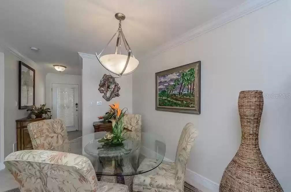 待售: $580,000 (2 贝兹, 2 浴室, 1080 平方英尺)