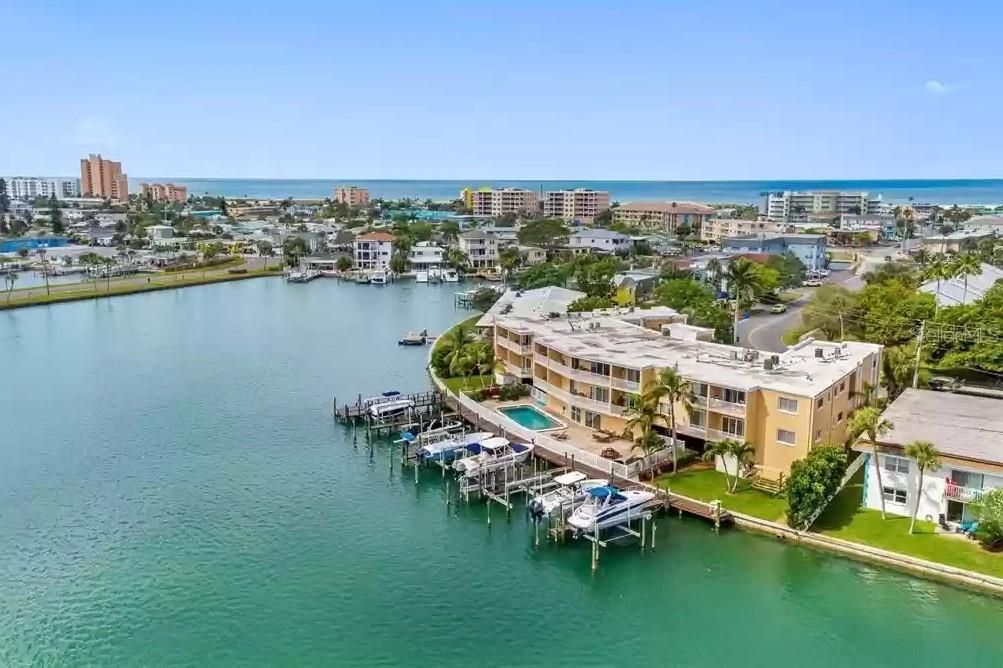 待售: $580,000 (2 贝兹, 2 浴室, 1080 平方英尺)