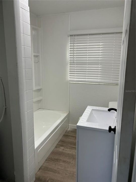 В аренду: $1,500 (2 спален, 1 ванн, 720 Квадратных фут)