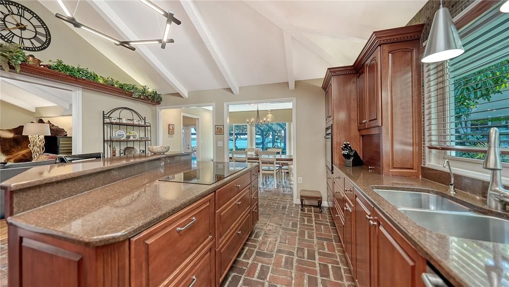 For Sale: $3,750,000 (4 beds, 4 baths, 4781 Square Feet)