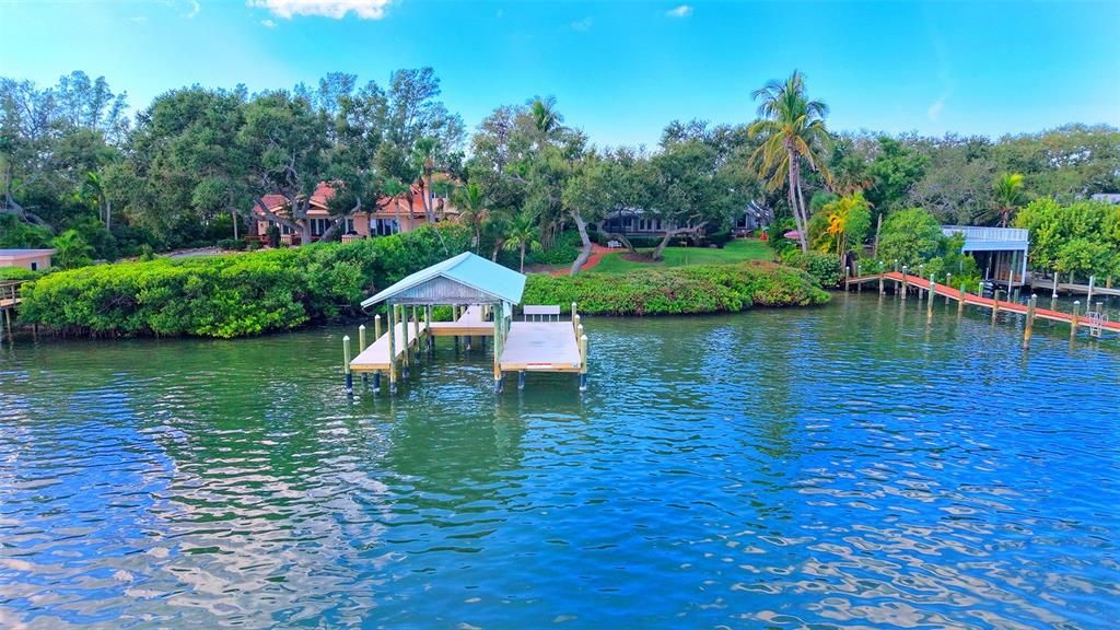 For Sale: $3,750,000 (4 beds, 4 baths, 4781 Square Feet)