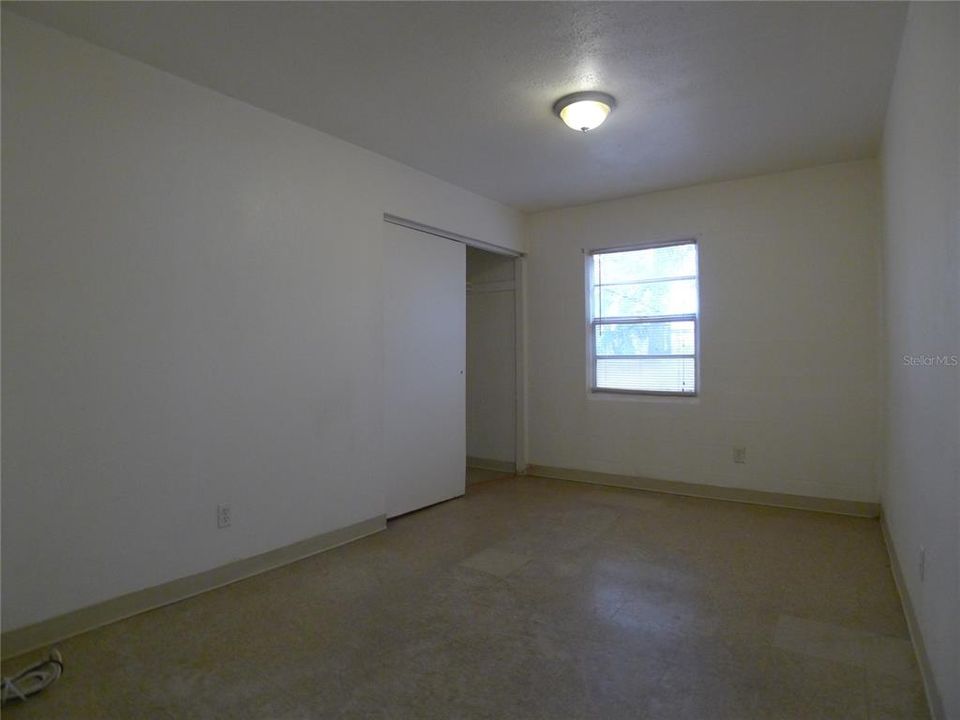 For Rent: $1,500 (3 beds, 1 baths, 1095 Square Feet)