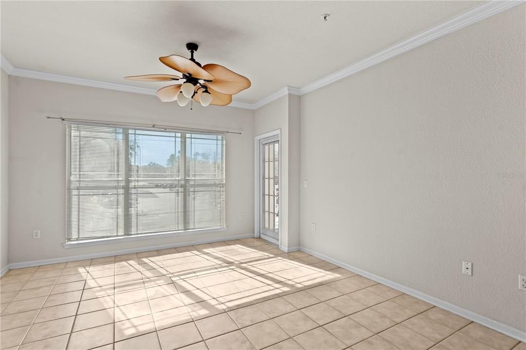 待售: $165,000 (1 贝兹, 1 浴室, 660 平方英尺)