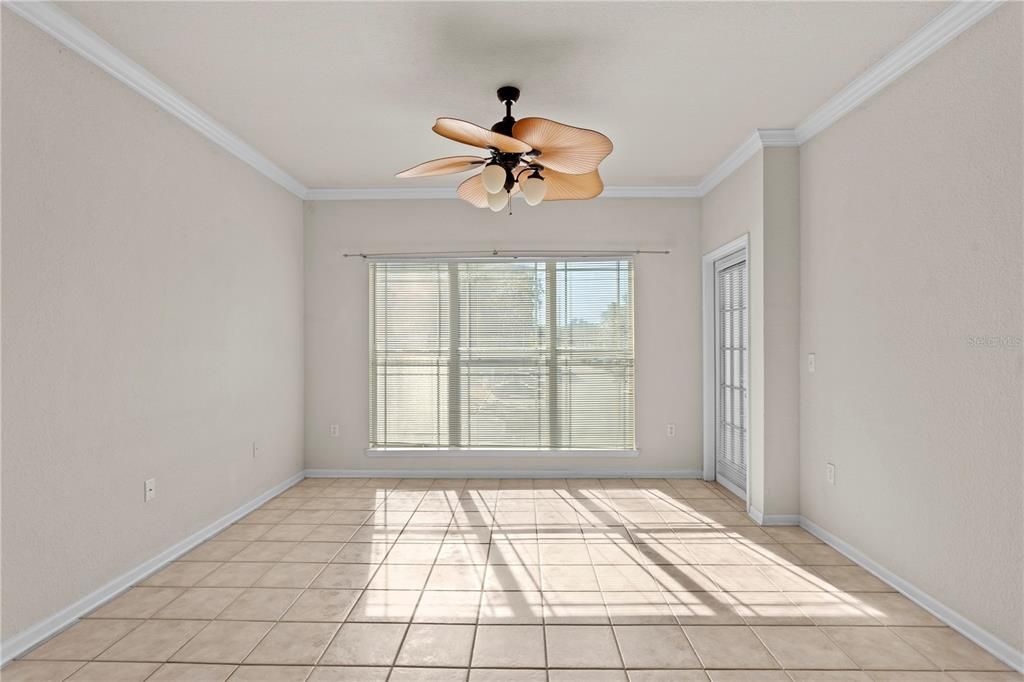 待售: $165,000 (1 贝兹, 1 浴室, 660 平方英尺)