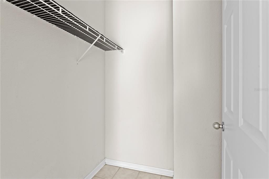 待售: $165,000 (1 贝兹, 1 浴室, 660 平方英尺)