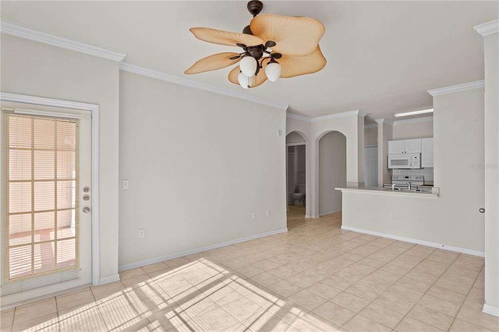 待售: $165,000 (1 贝兹, 1 浴室, 660 平方英尺)